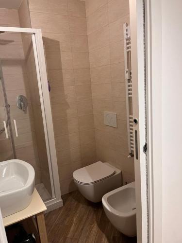 Un baño de B&B Via Fontana Milano