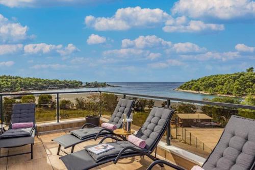 Villa Palma - seaside luxury villa for 6 person!