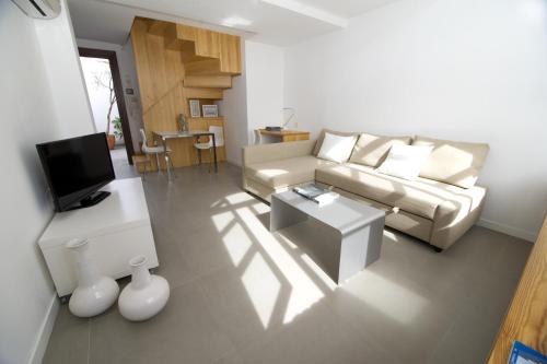 Μια τηλεόραση ή/και κέντρο ψυχαγωγίας στο Smart Suites Albaicin