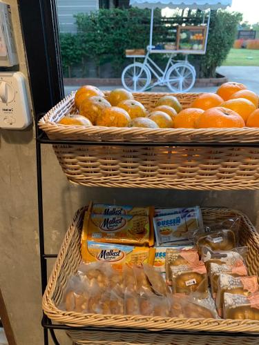 Mad i villaen eller i nærheden