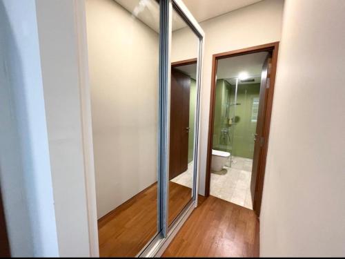 Ένα μπάνιο στο Vortex Suites KLCC by G