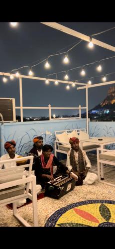 Shyam Hostel – Photos 5