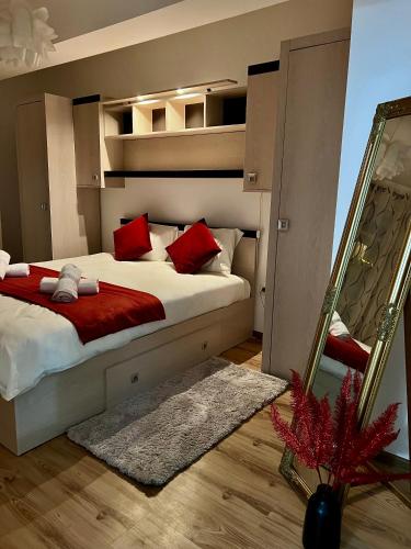 Postel nebo postele na pokoji v ubytování Kyan Residence