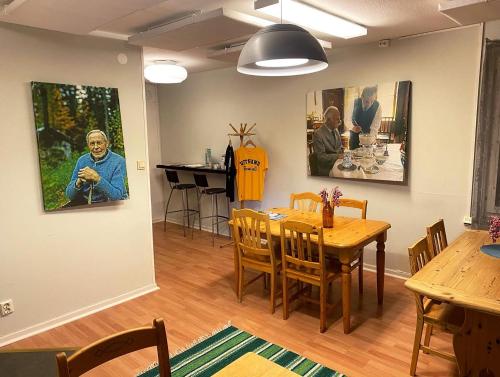 Posezení v ubytování Fristad Hostel Vitsand