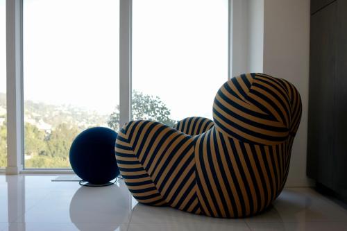 Exclusive Hillside Hideaway-Private Room photo 11