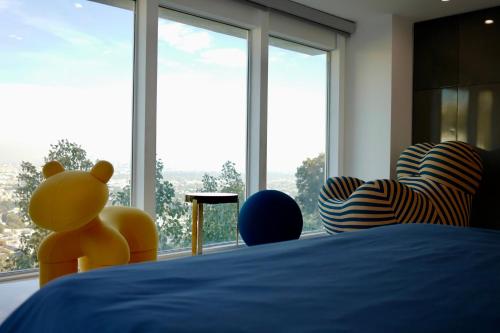 Exclusive Hillside Hideaway-Private Room photo 10