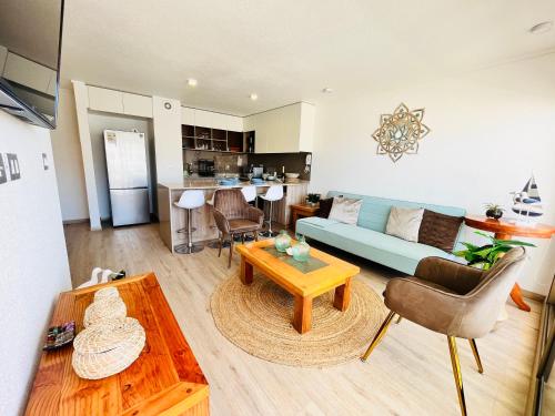 Η κουζίνα ή μικρή κουζίνα στο Departamento en Bahía Inglesa full equipado - Wifi y cable