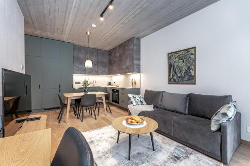 Foto Brand New White Lotus Apartment 3 by Reside Baltic