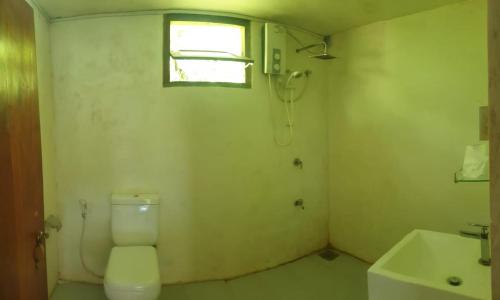 ห้องน้ำของ Sinharaja Hostel 114
