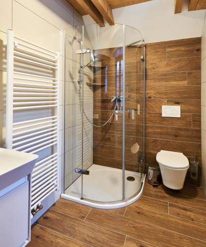 Ein Badezimmer in der Unterkunft Na jelení stezce