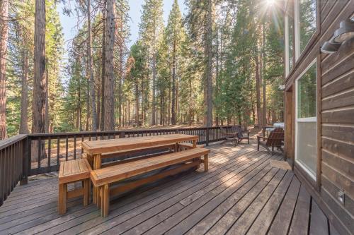 Balkón nebo terasa v ubytování Bear Territory