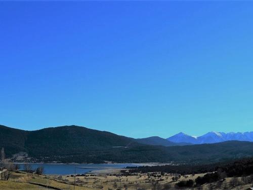 Appartement T2 avec balcon exposé Sud face aux pistes, 4ème étage, parking privé, Les Angles - FR-1-593-9