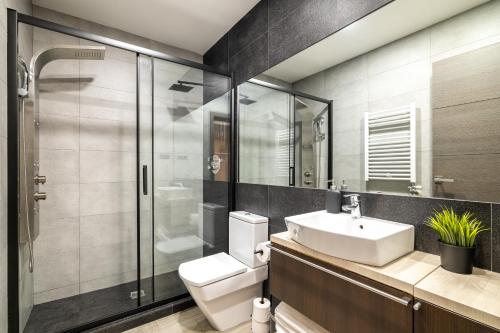 O baie la Luxury Beach Apartment, next to the sea