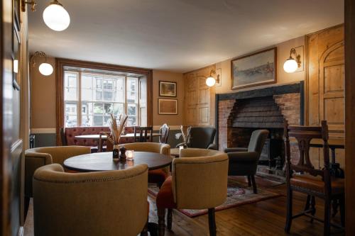 Un lugar para sentarse en The Lamb Inn