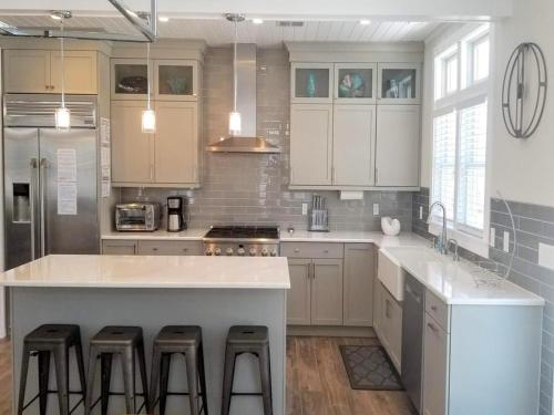 Gallery image of Ocean Block With Pool In Brant Beach! in Brant Beach