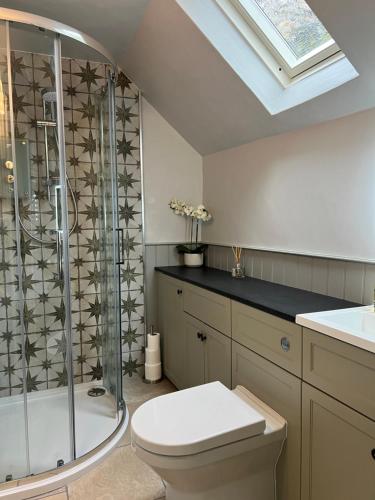 O baie la Characterful, Cosy Cotswold Cottage, Folly Cottage
