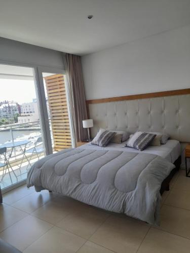 Loft al rio Bahia Nordelta Wyndham spa de lun a vier