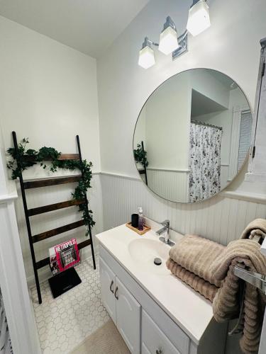 Gallery image of Beautiful 2BR apt in Beach community, Close to Train and hwys! ONLY 1 hr to NYC! in Norwalk