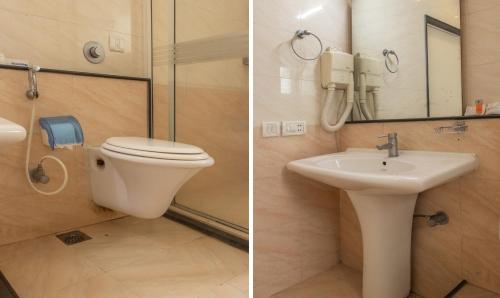 Duas fotografias de uma casa de banho com WC e lavatório. em Athasri Hotel Infantry Road em Bangalore