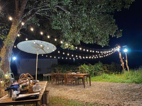 Imagen de la galería de Punpawn Farmstay Villa C, en Ban Pa Daet