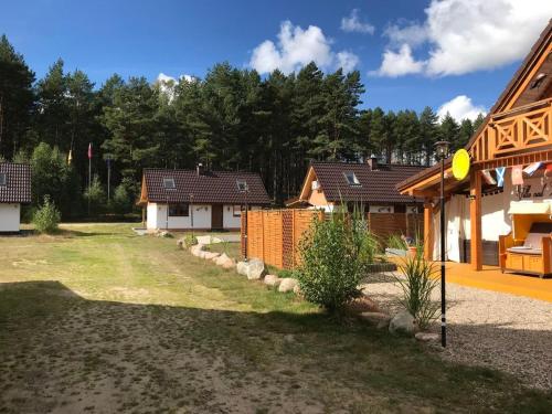 Osada nad Zbrzycą 3 domki Swornegacie