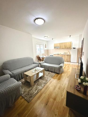 Foto Roomy Lux Apartmant