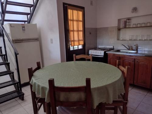 Η κουζίνα ή μικρή κουζίνα στο Cabañas casanostra