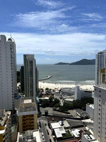 Ap frente mar 3 quartos vista Pontal Norte