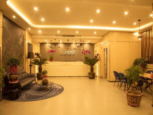 Lobbyen eller receptionen på LanOu Hotel Zoucheng Yankuang Iron Transport Office