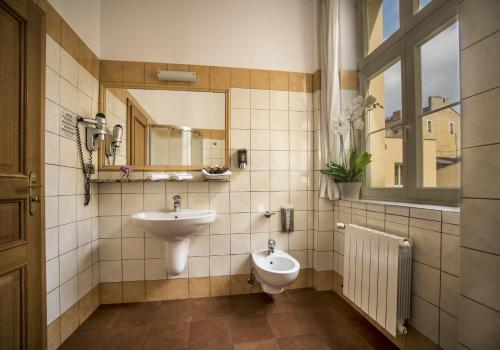 A bathroom at Hotel Caesar Prague