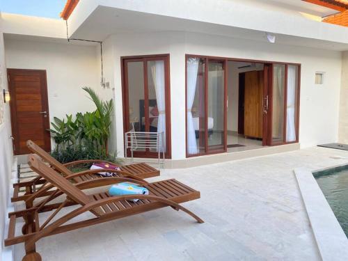 La alberca dentro o cerca de Villa Akmali Umalas 2BR with Private Pool & Jacuzzi