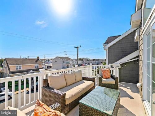 Fotografie z fotogalerie ubytování Bayside Beauty Perect House For Multi Family Gatherings v destinaci Ship Bottom