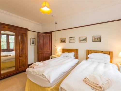 Ένα ή περισσότερα κρεβάτια σε δωμάτιο στο 6 bed in Lairg CA301