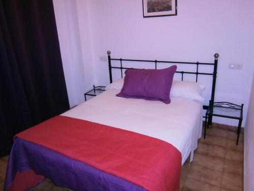 Ένα ή περισσότερα κρεβάτια σε δωμάτιο στο Hostal Don Pepe