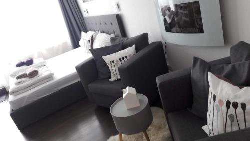 Ein Sitzbereich in der Unterkunft Top Appartment mit Weitblick und Late Check-Out inklusive aktivCARD