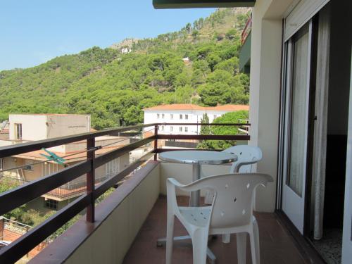 A balcony or terrace at Apartamentos Flomar