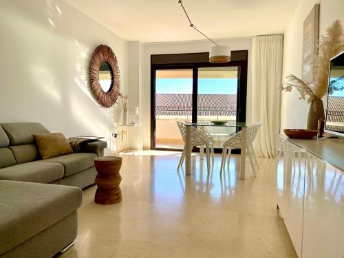 Fotografie z fotogalerie ubytování Beautiful flat with a wonderful view close to the beach v destinaci Marbella