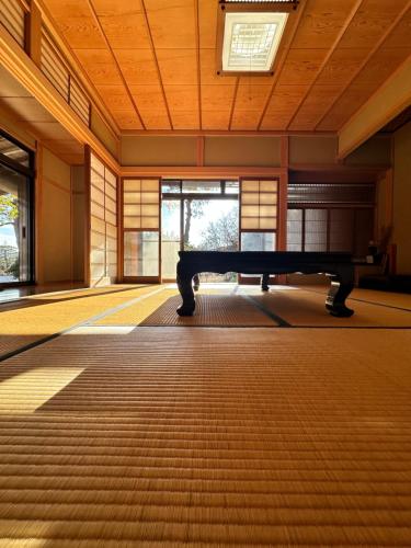 Galería fotográfica de 吉祥莊位于高山市内 有一千平方的园林 可远眺日本的阿尔卑斯山脉 四季景色绝佳 可接待9人入住 免费停车 en Takayama