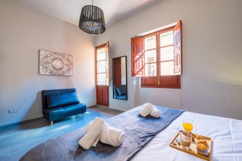 The Secret To A Great Stay in Seville * 1´ Giralda