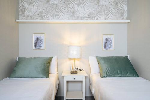 The Secret To A Great Stay in Seville * 1´ Giralda