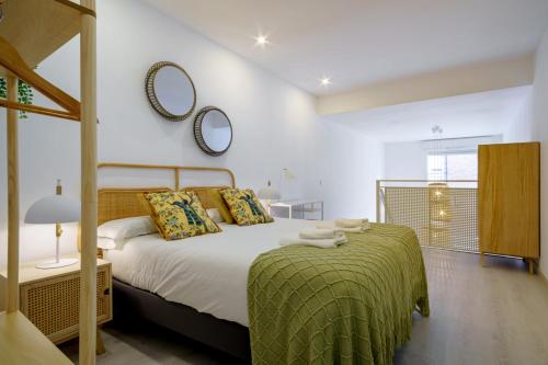 Stylish Duplex-1Bedroom-1.5Baths-Delicias Atocha