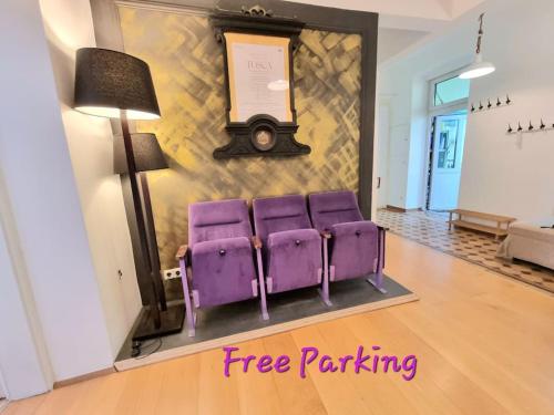 Apartment with Balcony