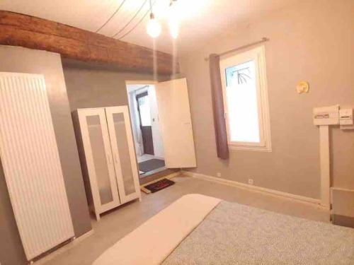 Photo de la galerie de l'établissement Maison 101 m2 arles centre-ville roquette 4 chbres, à Arles