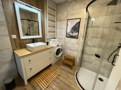 Ένα μπάνιο στο Apartament Górski Czas