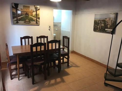 Rústico loft/estudio Villa Gesell zona centro – Alojamiento en Villa Gesell Rústico loft/estudio Villa Gesell zona centro – Alojamiento en Villa Gesell
