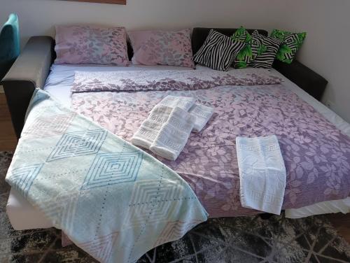 Een bed of bedden in een kamer bij M&G Jahorina