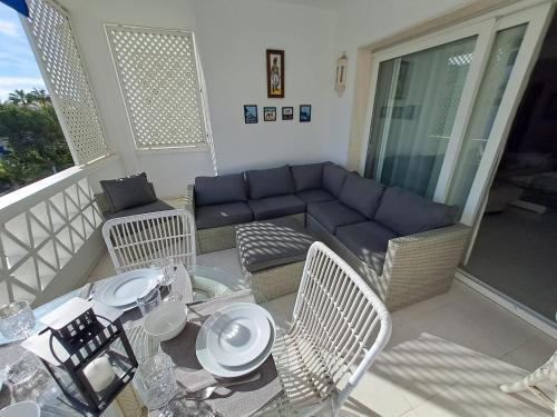 Holidays & Home Luminous Apartment in Playas del Duque , Puerto Banus