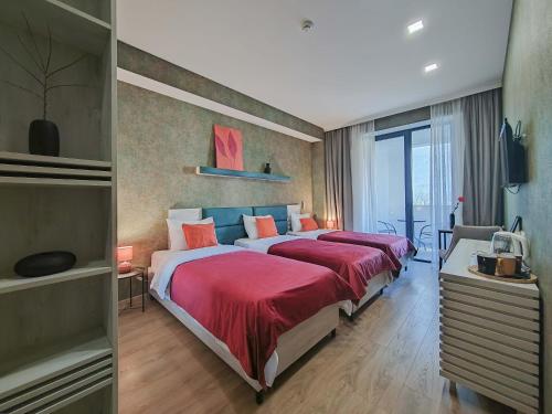 Gallery image of Round Garden Hotel in Tbilisi City