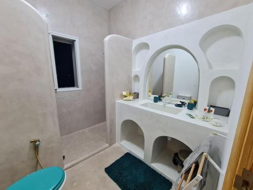 Koupelna v ubytování Magnifique villa piscine Chauffée (en supplément)