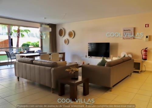 Serenity - sea, beach, golf for 6 guests